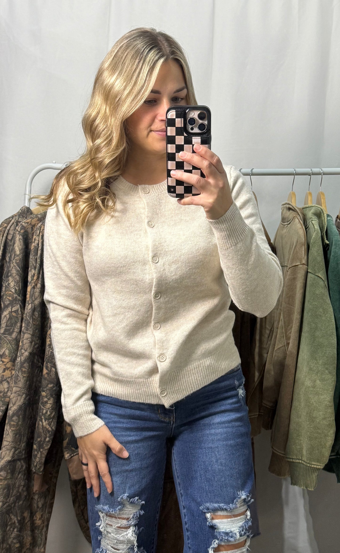 Round neck button Cardigan - Cream