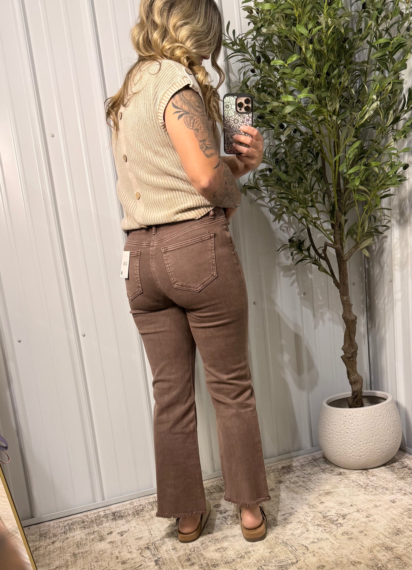 Mahogany Moment Cropped Flares