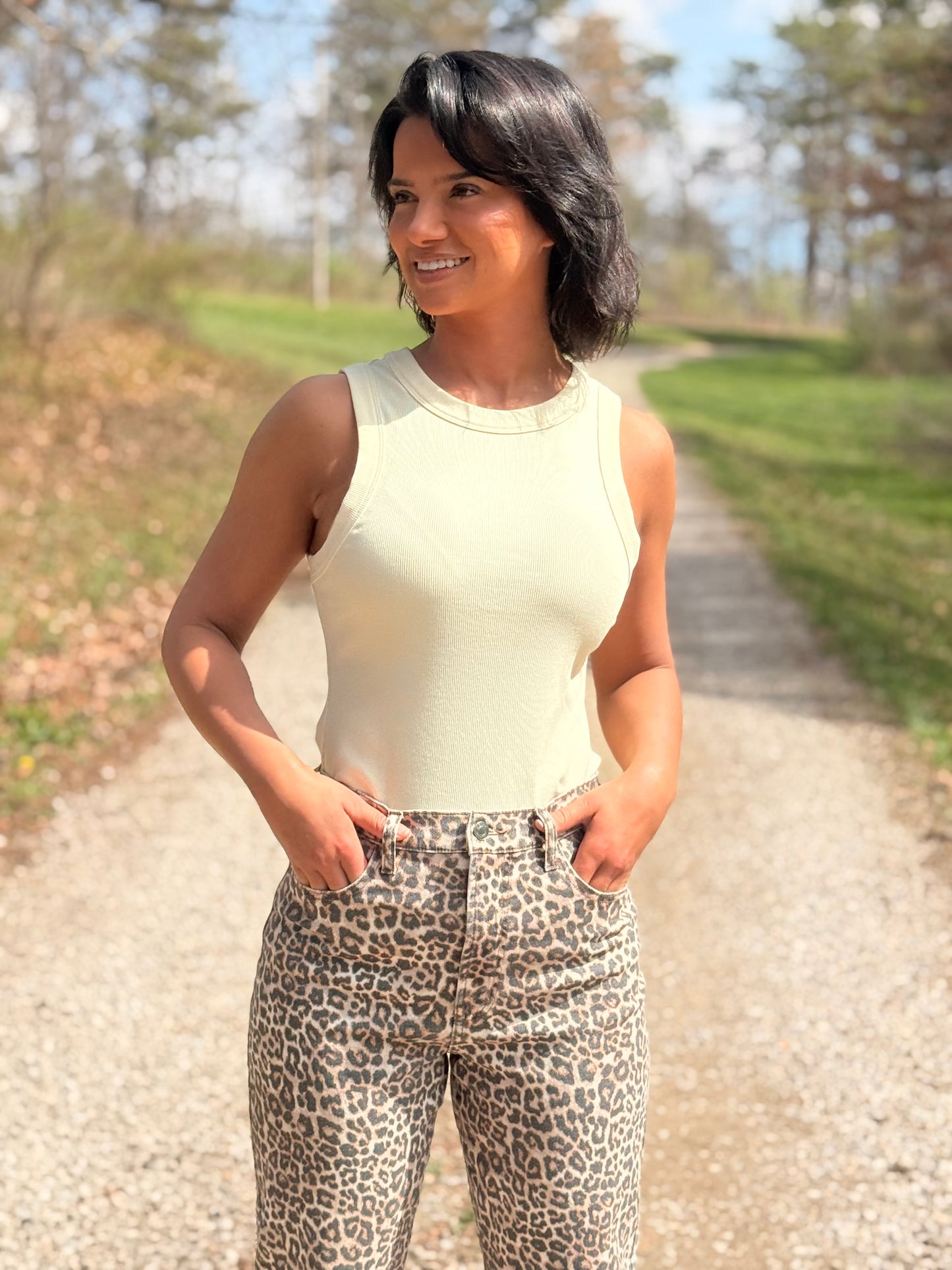 SLEEVELESS RIB TOP: CREAM