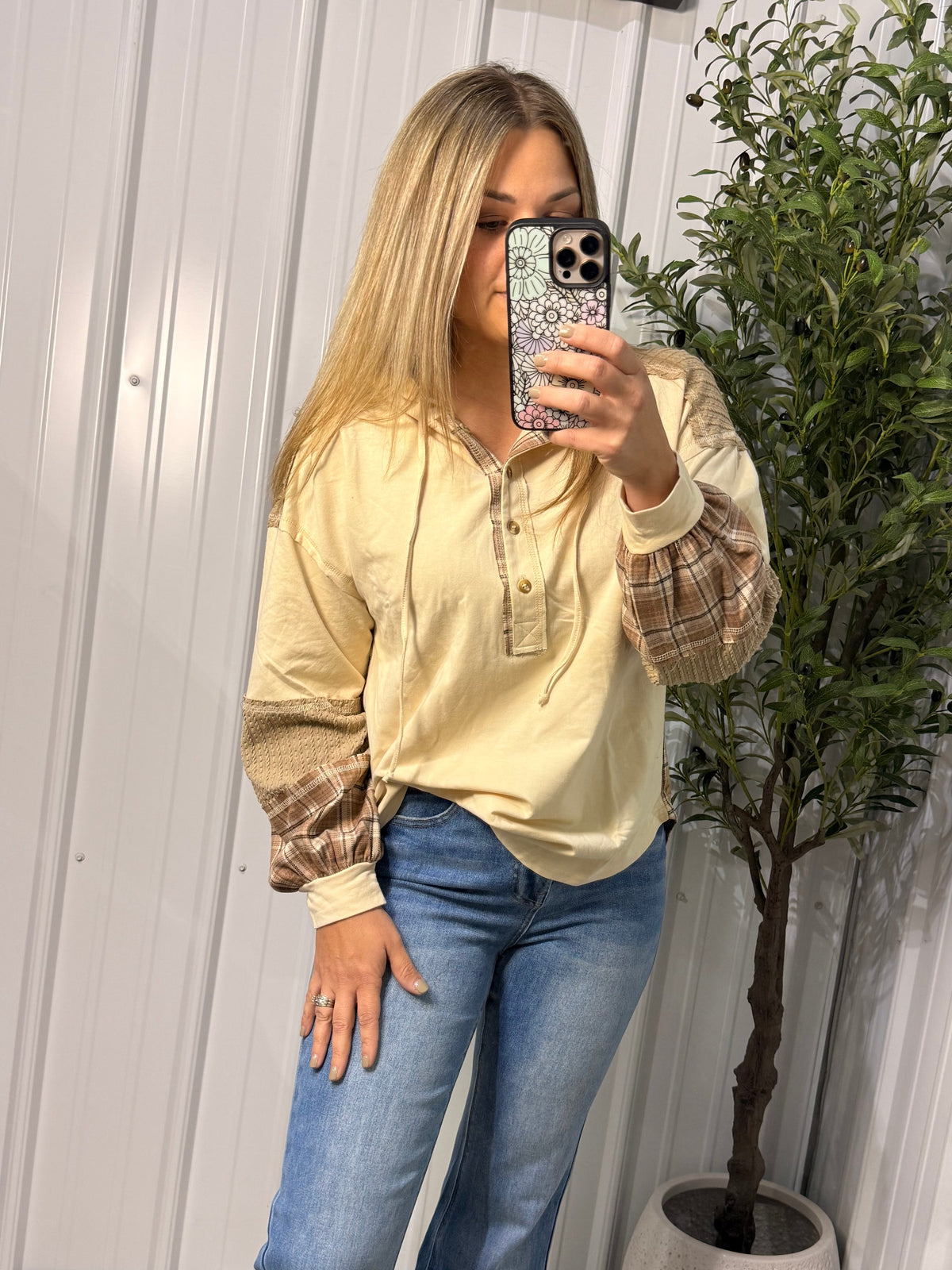 Plaid Contrast Pullover