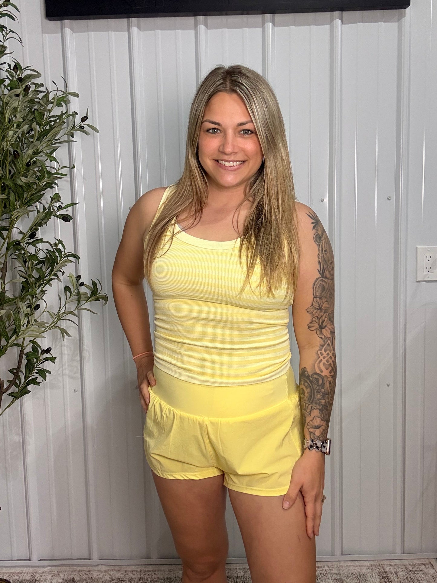 Mini Active Shorts - YELLOW GOLD
