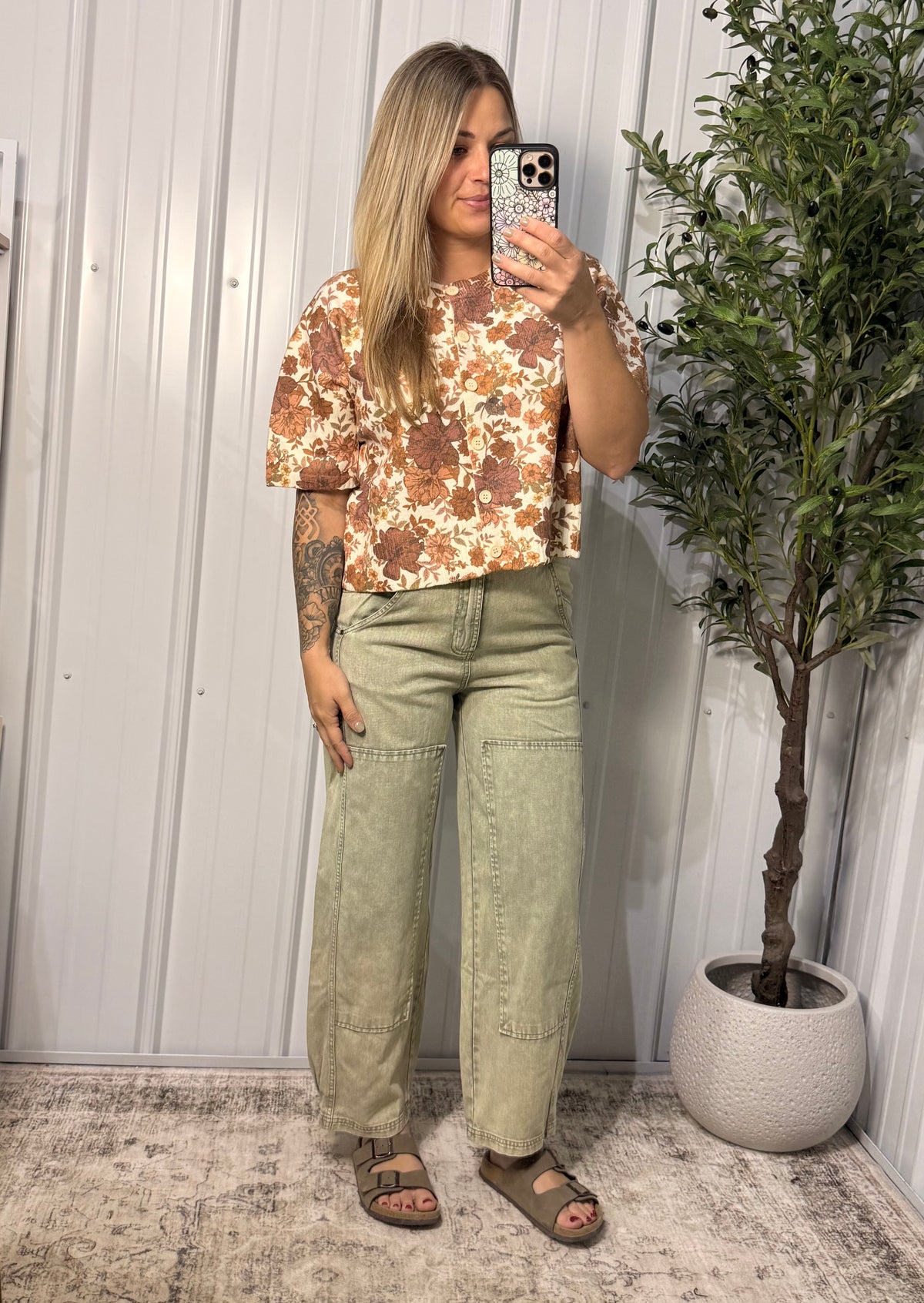 REMI FLORAL SWEATER VEST