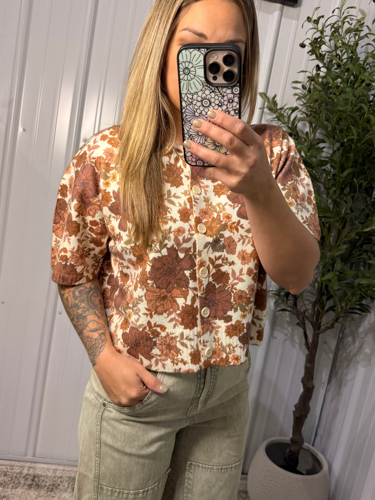 REMI FLORAL SWEATER VEST