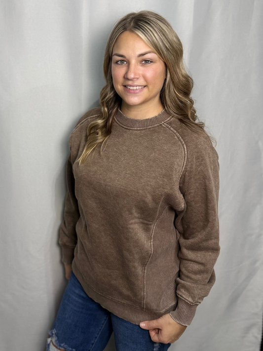 Side Ribbed Acid Wash Pullover - Mocha