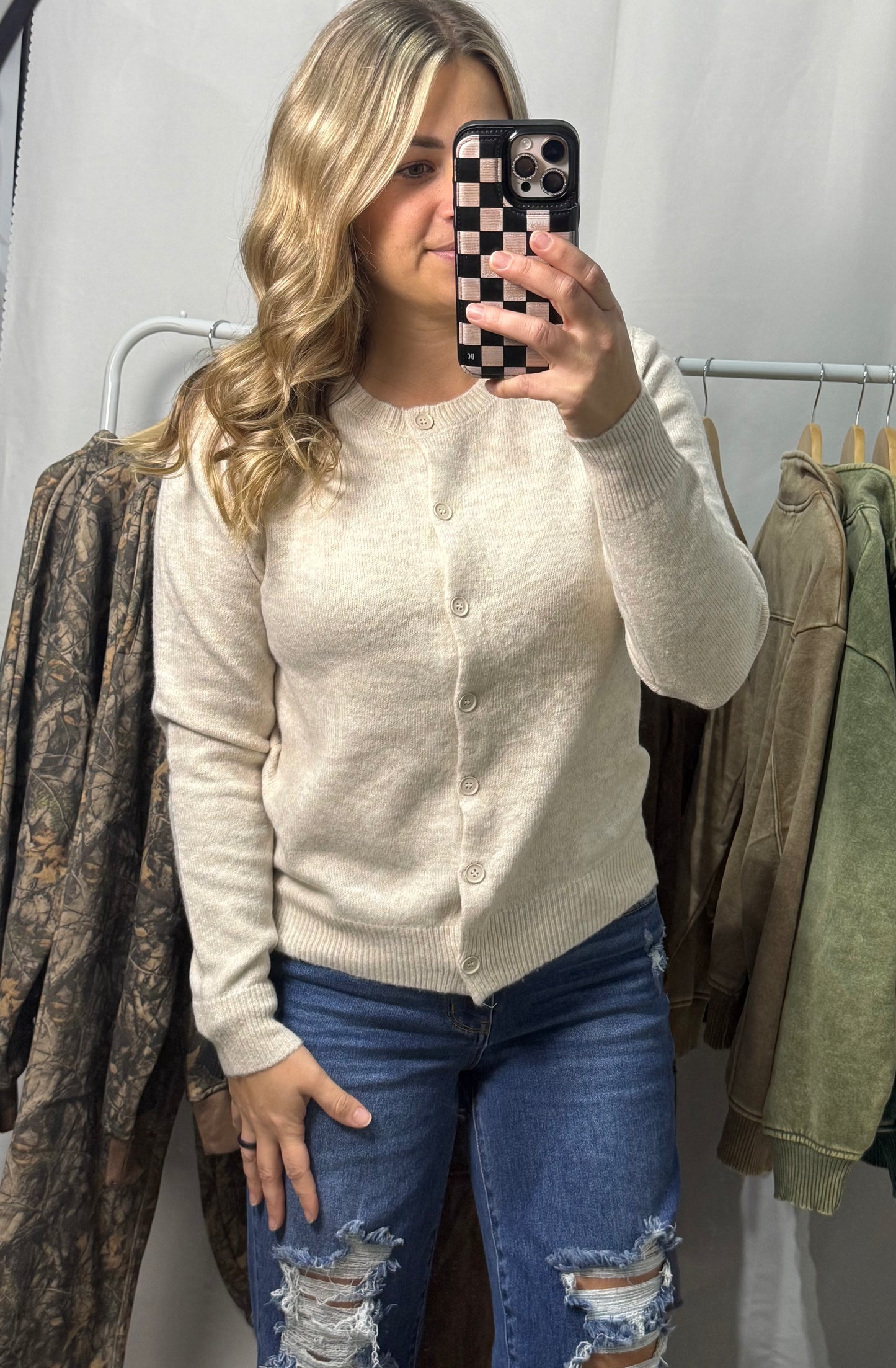 Round neck button Cardigan - Cream