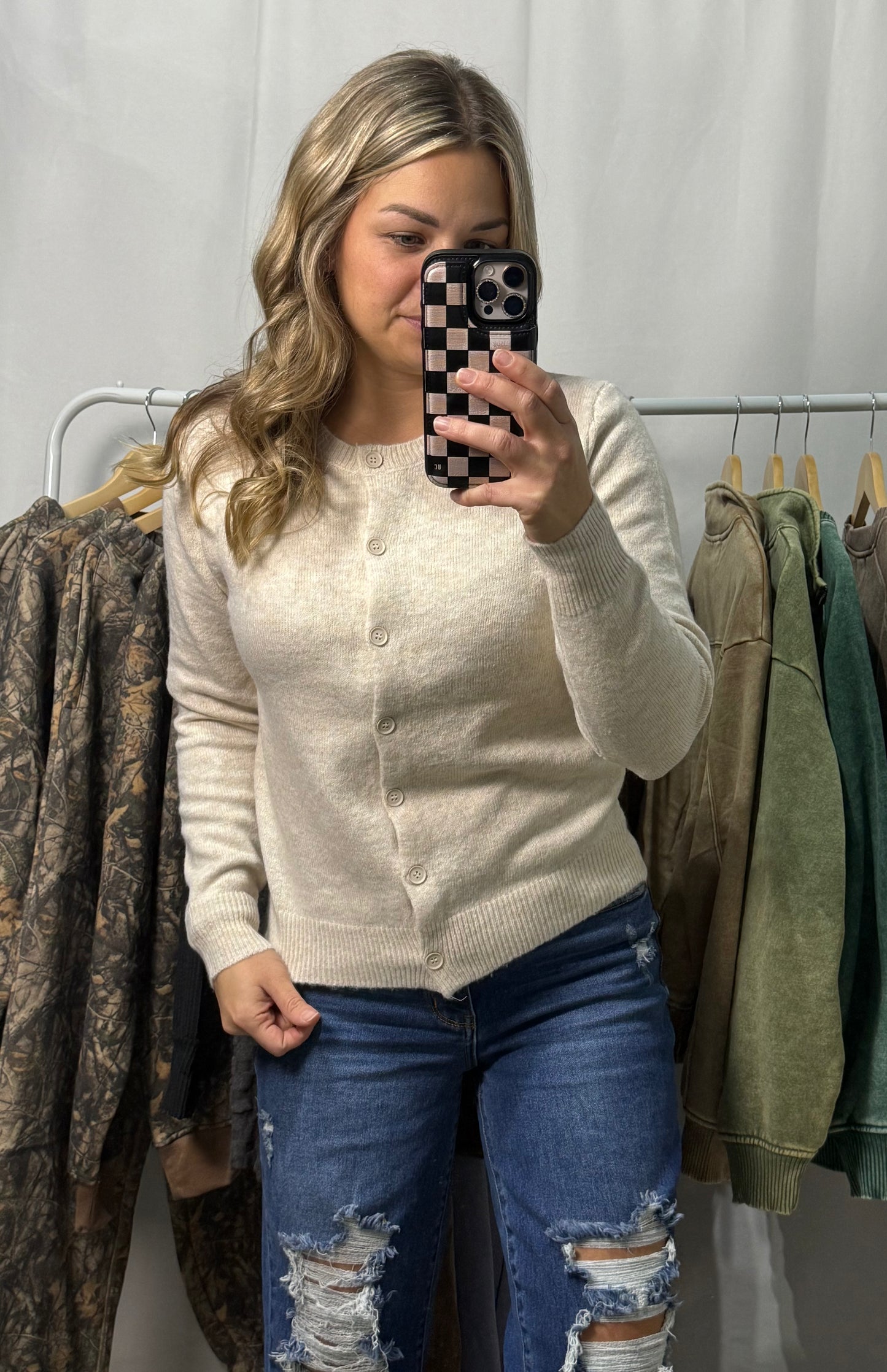 Round neck button Cardigan - Cream