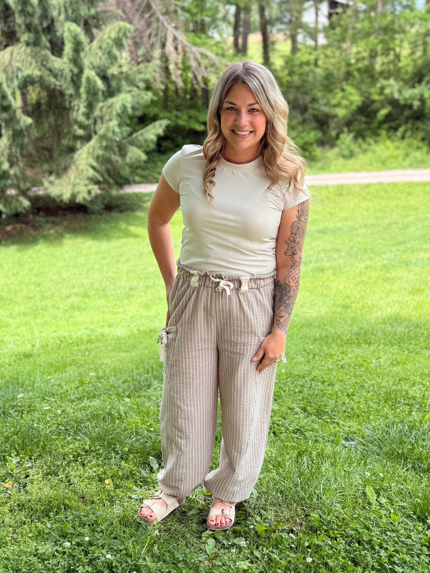 Bow Stripe Textured Woven Pants