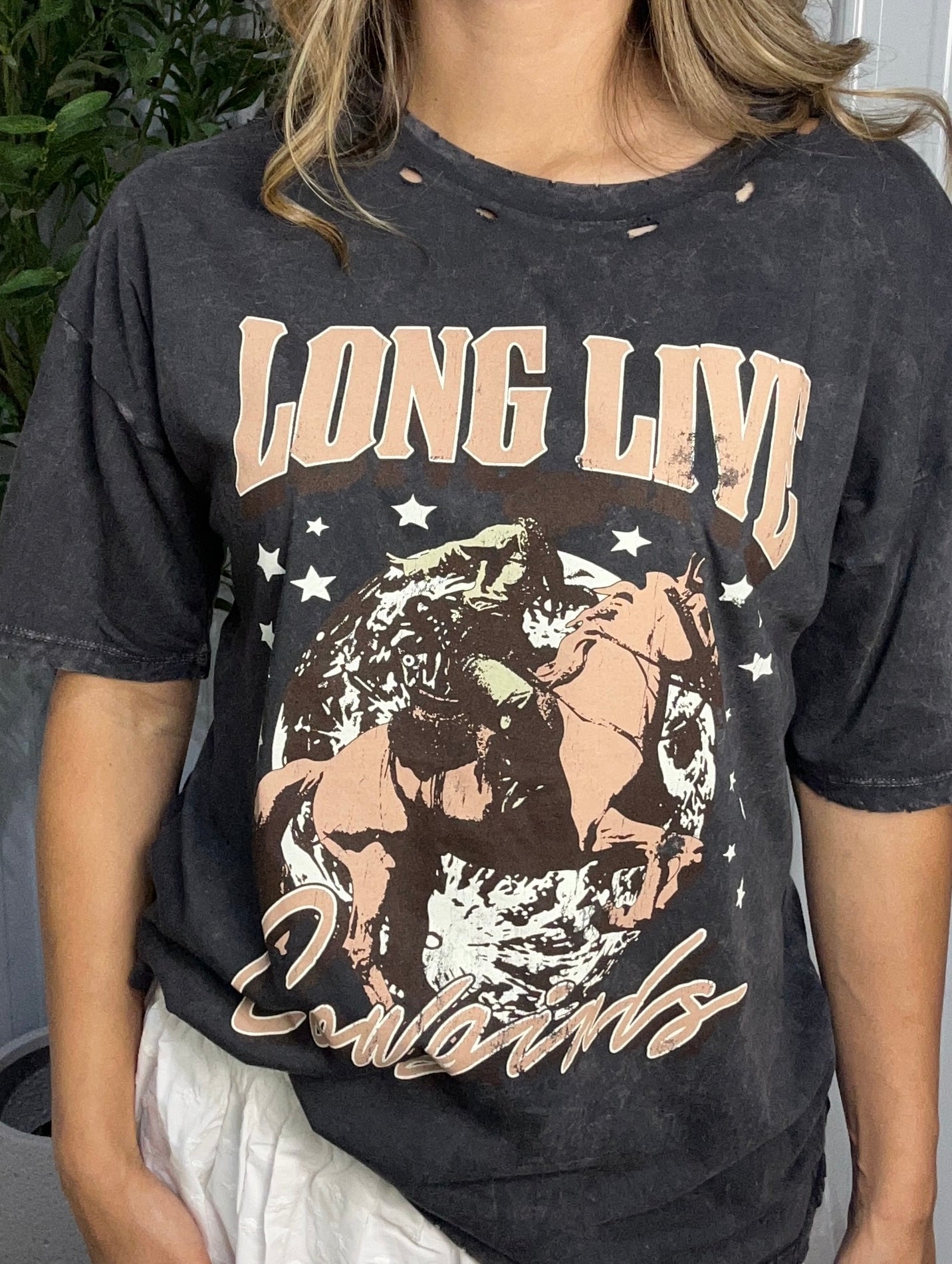 Long Live Cowgirls Vintage-Wash Graphic Tee