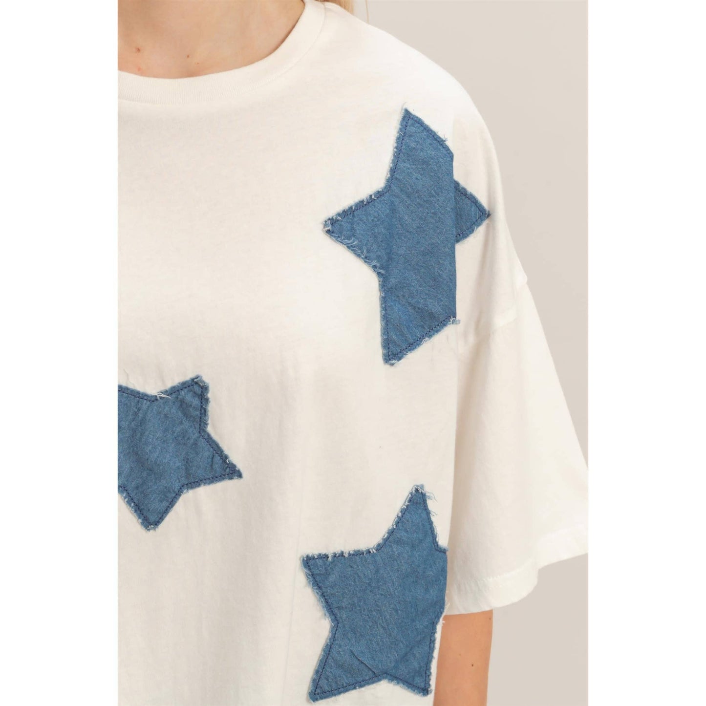 Raw Edge Star Patch Top: WHITE