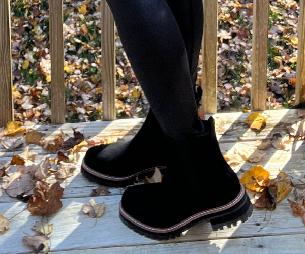Chunky Chelsea Boots